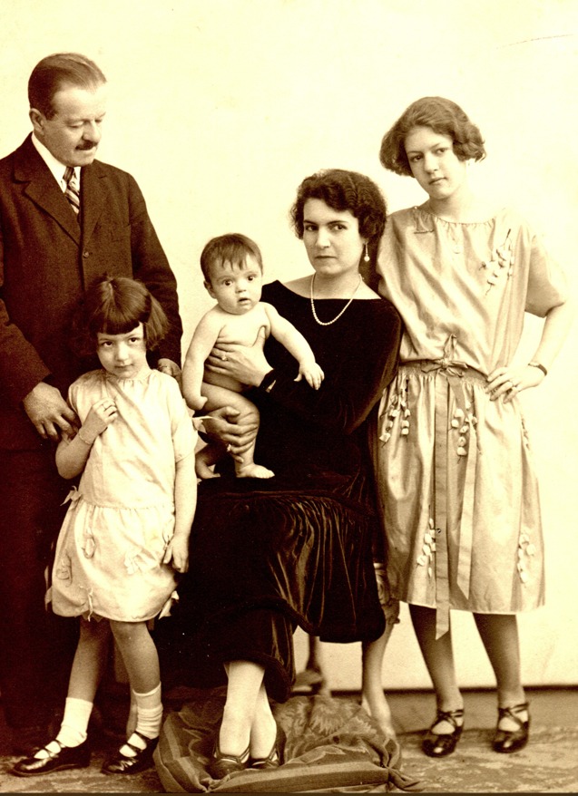 Familia Laserna Bravo, París 1924